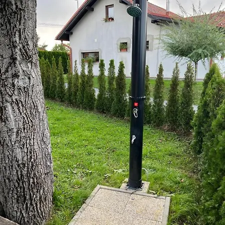 Hrgova Hiska Vitomarci
