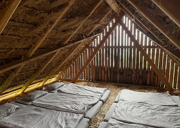 Hrgova Hiska * Птуй